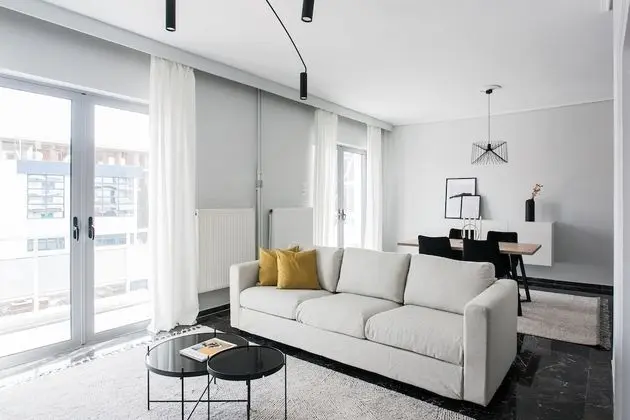 Spacious & Airy 1 Bedroom Apartment near HELEXPO