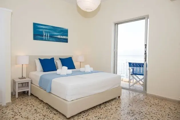 Spacious Apartment on the Beachfront - Öne Çıkan Resim
