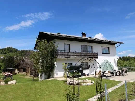Spacious Apartment in Carinthia Austria With Balcony - Öne Çıkan Resim