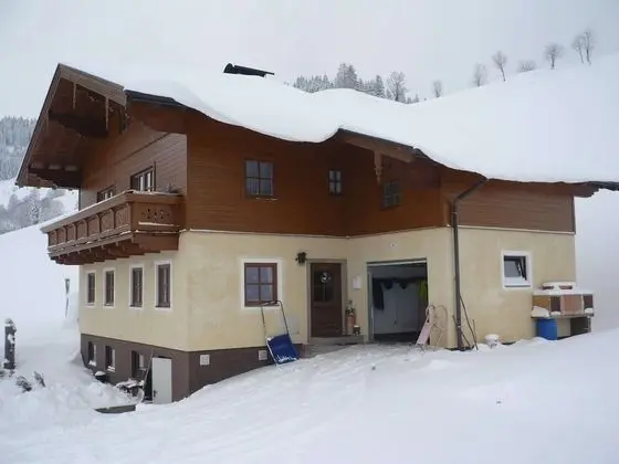 Spacious Apartment with Garden near Ski Area in Wagrain