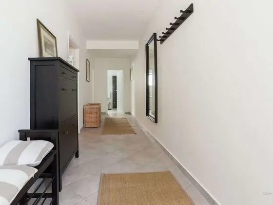 Spacious Apartment With Garden in Zadar - Lobi