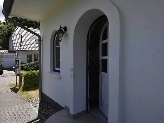 Spacious Apartment in Graal-müritz Germany With Balcony - Lobi