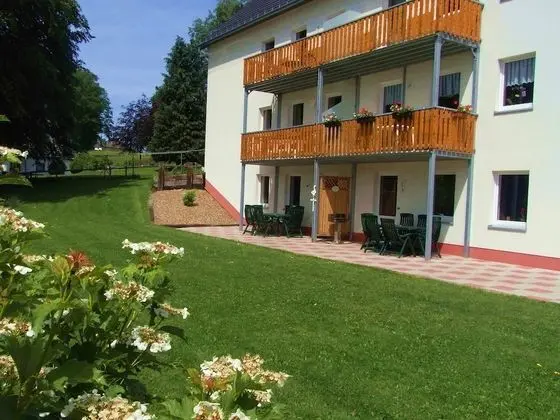 Spacious Apartment in Grufflingen With Sauna - Dış Mekan