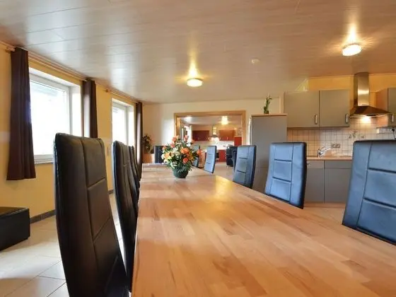 Spacious Apartment in Grufflingen With Sauna - Yerinde Yemek