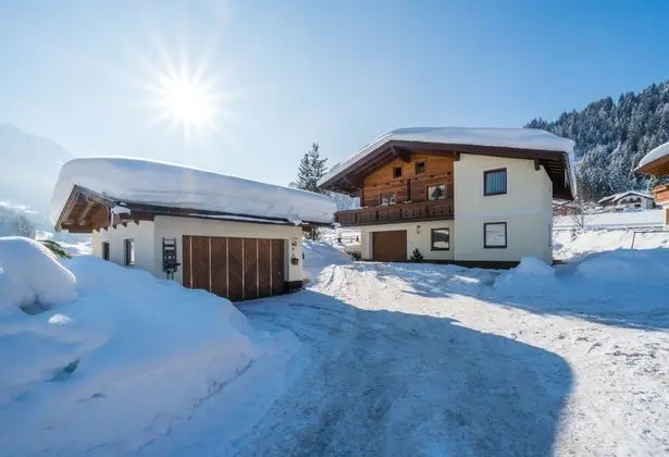 Spacious Apartment in Kleinarl near Ski Lift - Dış Mekan