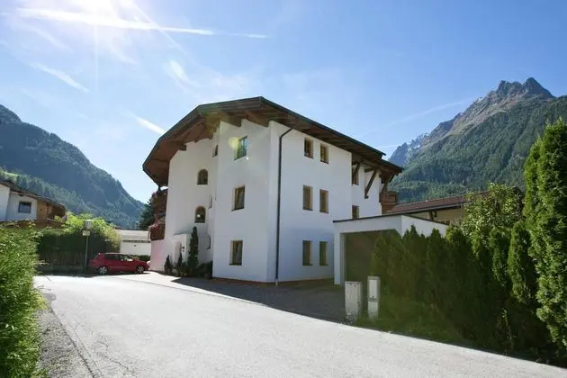 Spacious Apartment in Langenfeld With Terrace - Öne Çıkan Resim