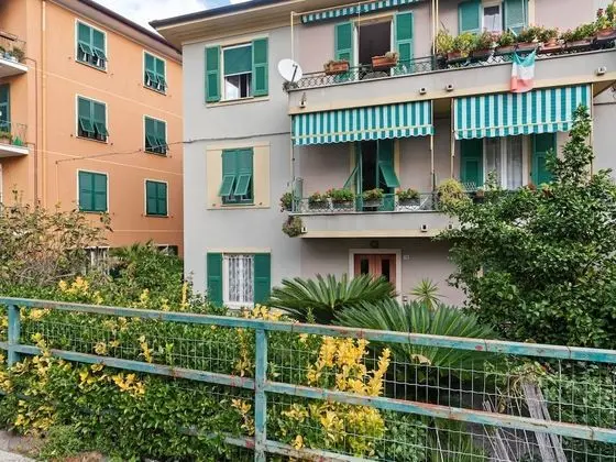 Spacious Apartment in Lavagna near Sea & City Center - Dış Mekan