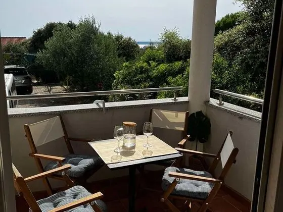 Spacious Apartment in Mandre With Terrace