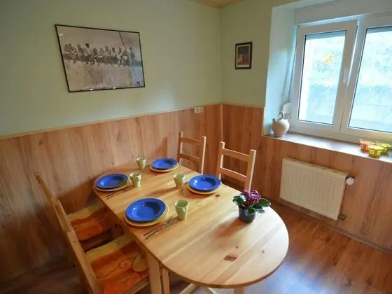 Spacious Apartment in Meisburg With Terrace & Parking - Yerinde Yemek