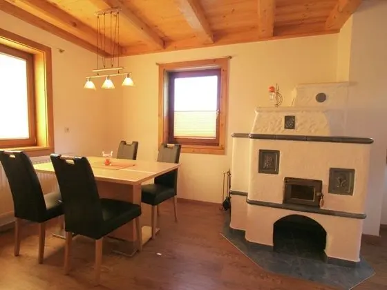 Spacious Apartment in Mittersill near Ski Points - Yerinde Yemek