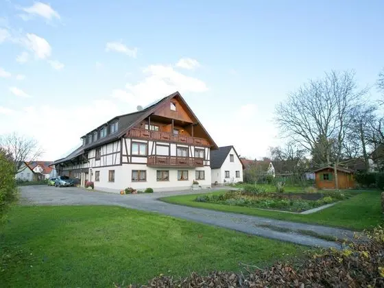 Spacious Apartment near Lake Constance with Covered Balcony - Öne Çıkan Resim