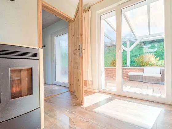 Spacious Apartment near Lake in Guntersberge - Lobi