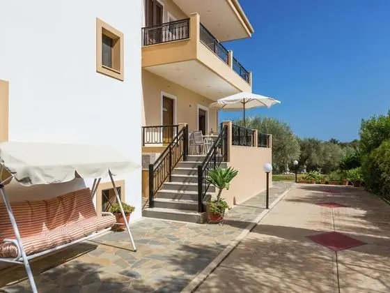 Spacious Apartment in Prines near Sea - Dış Mekan