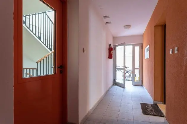 Spacious Apartment in Radnička Business Zone - İç Mekan