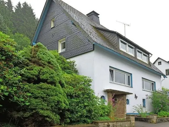 Spacious Apartment in Rattlar near Forest