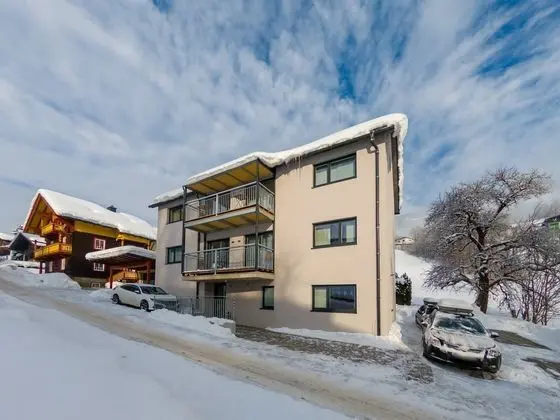 Spacious Apartment in Sankt Georgen With Balcony - Dış Mekan