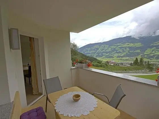 Spacious Apartment With Sauna in Fügen - Yerinde Yemek