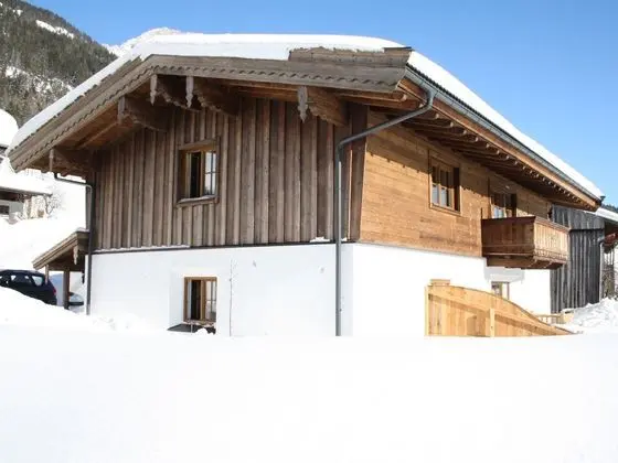 Spacious Apartment With Sauna in Leogang - Dış Mekan