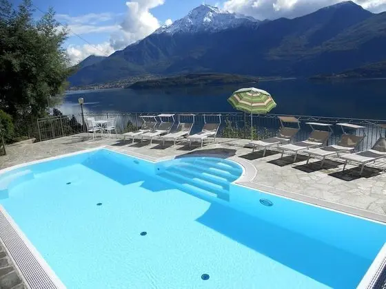 Spacious Apartment With Swimming Pool in Gravedona - Havuz