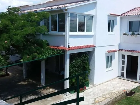 Spacious Apartment With Terrace and Amazing sea Vew,bbq in Garden for use - Dış Mekan