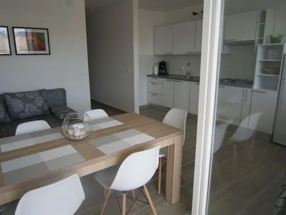 Spacious Apartment With Terrace and Amazing Sea View, Near the Beach - Yerinde Yemek