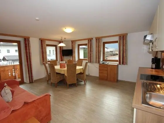 Spacious Apartment in Uderns near Ski Area - Öne Çıkan Resim