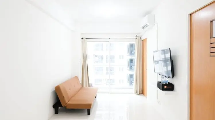 Spacious And Best Deal 2Br Apartment At Puncak Bukit Golf Surabaya