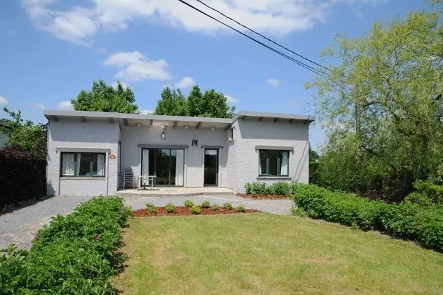 Spacious Bungalow for 6 People With hot tub and Large Landscaped Garden - Öne Çıkan Resim
