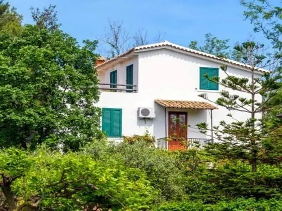 Spacious Villa in Calabria With Swimming Pool