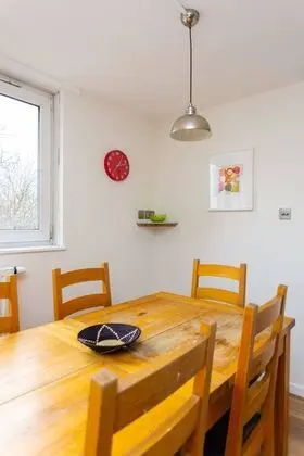 Spacious Central 3 Bedroom Apartment in Old Street - Yerinde Yemek