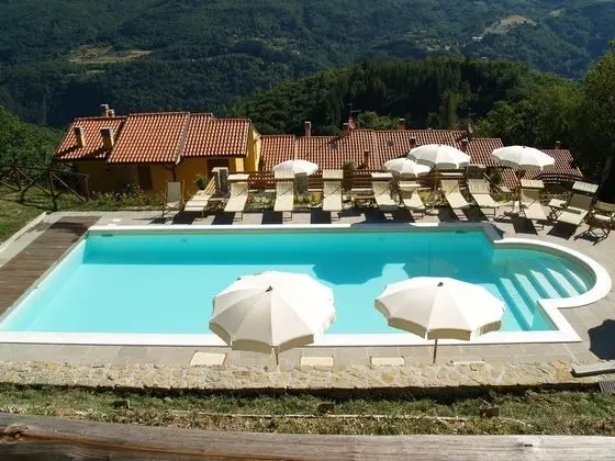 Spacious Chalet in Cutigliano With Swimming Pool - Havuz