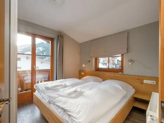 Spacious Chalet in Dienten am Hochkonig on Ski Slopes - Oda