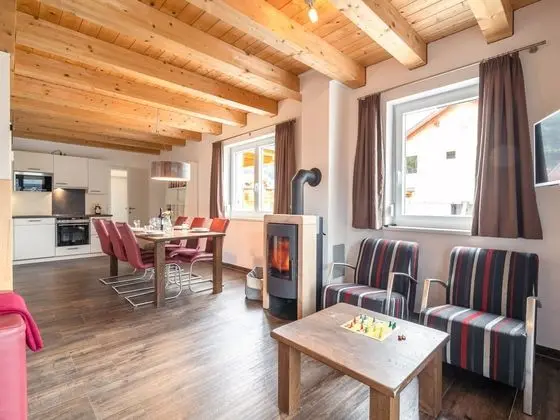 Spacious Chalet in Kötschach-Mauthen near Ski Area - Mutfak