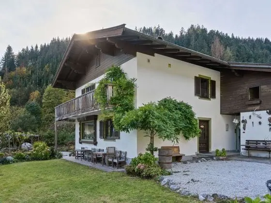 Spacious Chalet in Leogang With Terrace