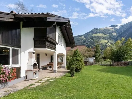 Spacious Chalet in Maishofen near Forest - Öne Çıkan Resim