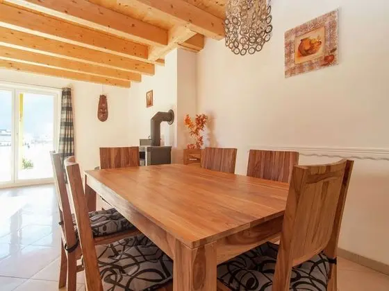 Spacious Chalet near Ski Slopes in Kotschach-Mauthen - Yerinde Yemek
