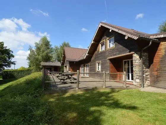 Spacious Chalet in Ovifat-waimes With Sauna