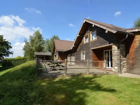Spacious Chalet in Ovifat-waimes With Sauna - Öne Çıkan Resim