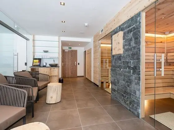 Spacious Chalet in Saalbach-hinterglemm With Sauna - Spa