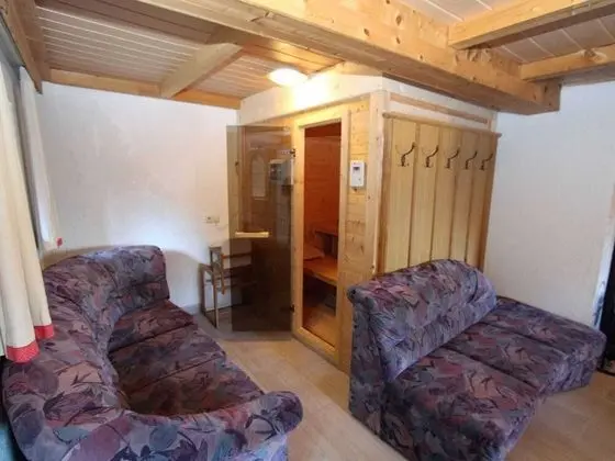 Spacious Chalet with Sauna near Ski Area in Wolfsberg - Spa