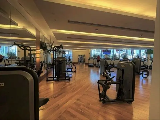 Spacious & Chic Address Dubai Mall Residence - Fitness