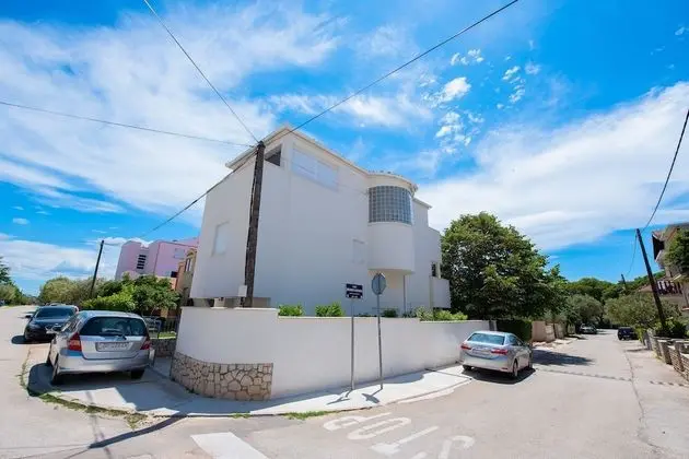 Spacious Chic Residence - Dış Mekan