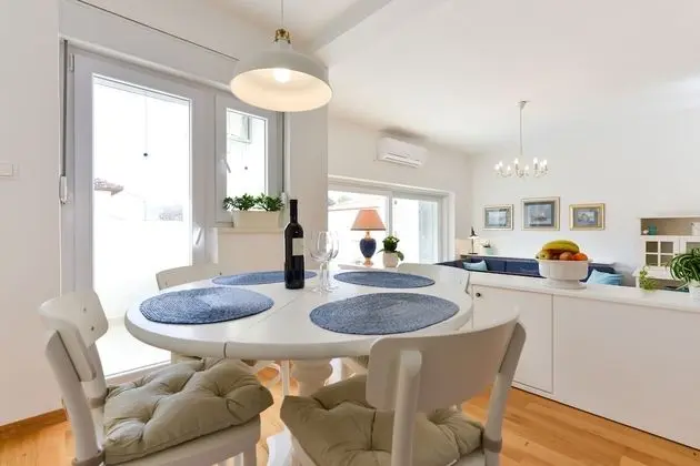 Spacious Chic Residence - Oda Düzeni