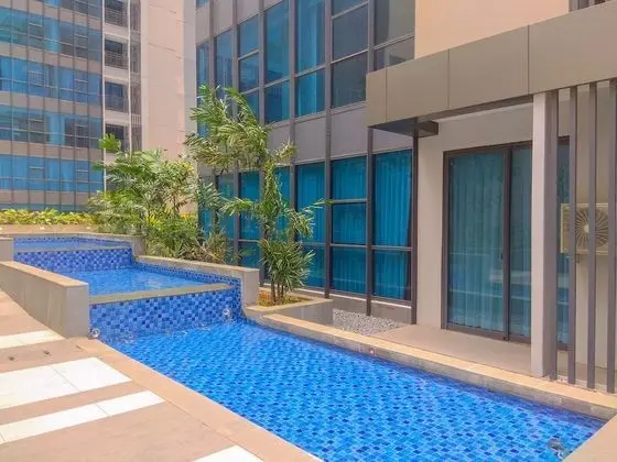Spacious with City View 2BR Apartment at Casa Grande Residence - Dış Mekan
