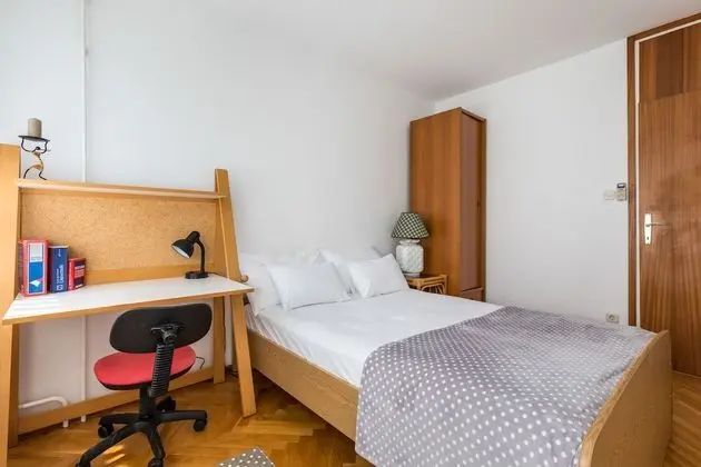 Spacious & Clean Condo near Beach - Oda