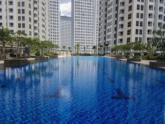 Spacious and Comfort 3BR at M-Town Signature Apartment - Havuz