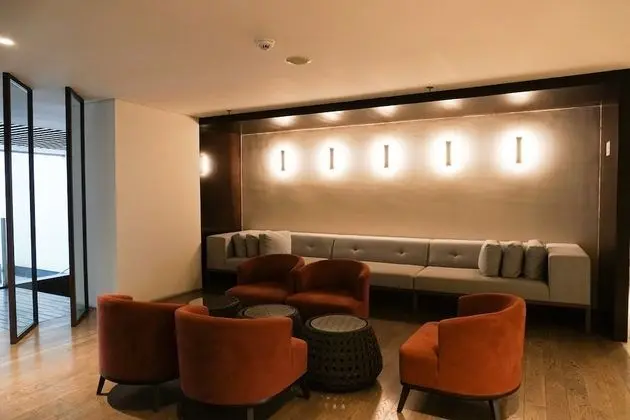Spacious and Comfortable 1BR at Ciputra World 2 Apartment - Lobi