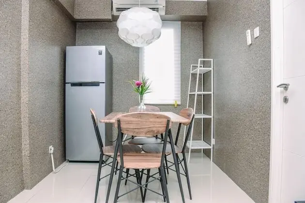 Spacious and Comfortable 2BR at Bassura City Apartment near Mall - Mutfak