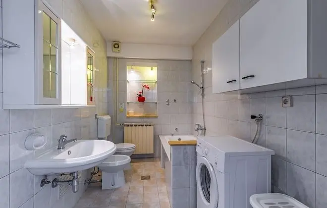 Spacious and Comfortable Apartment in Medulin, Croatia - Banyo Tipleri