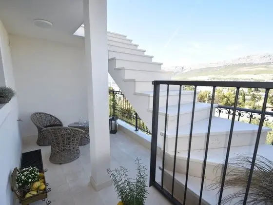 Spacious and Comfortable Apartment, Outside the Historical Centre of Split - Öne Çıkan Resim